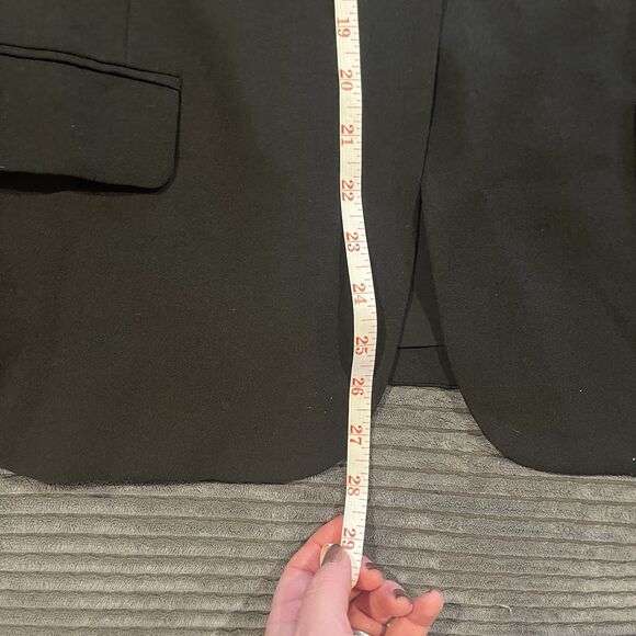 NEW, Spanx Carefree Crepe Blazer in Black SZ Large Crisp Classic Versatile - Picture 4 of 10